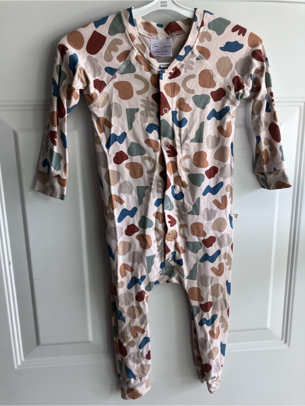 Jax & Lennon neutral snap romper 12-18 months